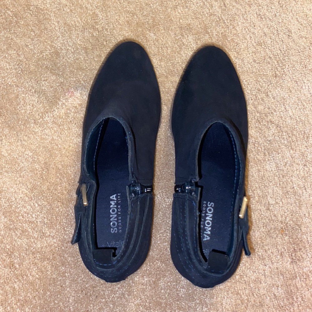 Ankle boots - Picture 2 of 4
